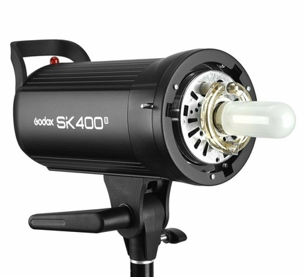 Godox SK400II 400Ws GN65 Professional Studio Flash Strobe with Built-in 2.4G Wireless X System Creative Shooting for Live Tiktok Color:SK400II 220V